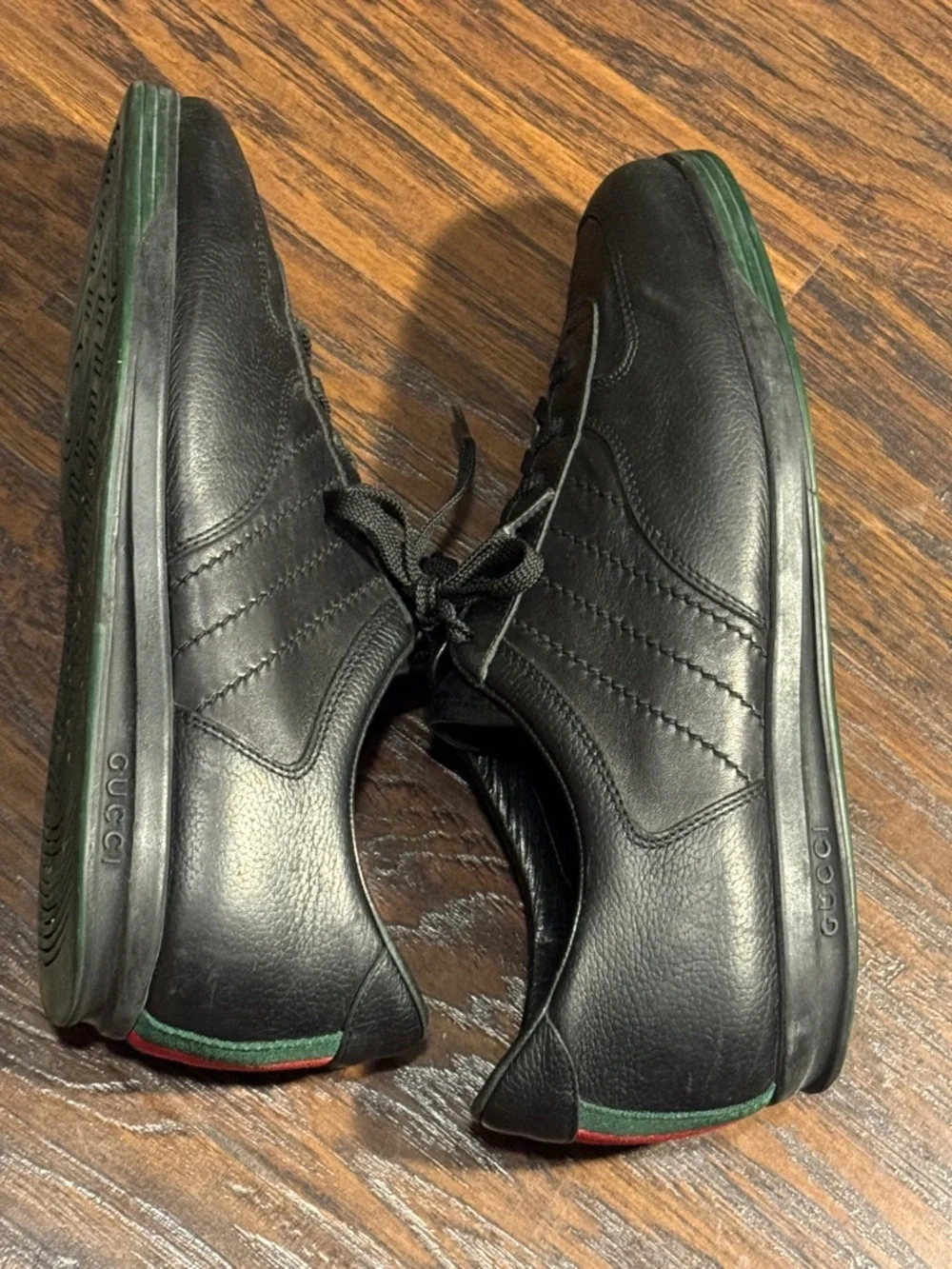 Gucci classic black
